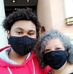 Meet your Posher, Denise